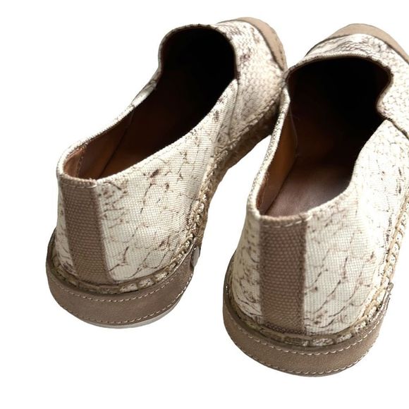 Franco Sarto canvas slip-on flats - Picture 6 of 9